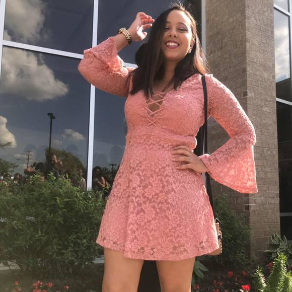 Meet your Posher, Shawna - Picture 1 of 1